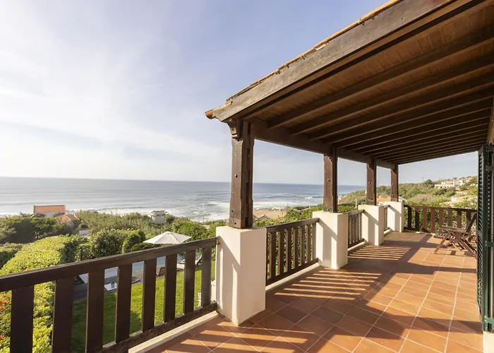 ヴィラ Coastal Charm